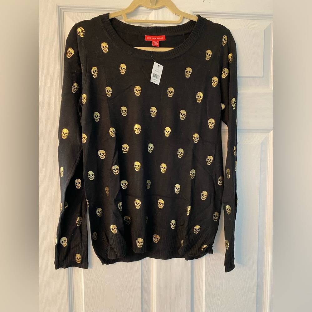 SAKS FIFTH AVENUE Black Pullover Sweater Gold Skulls NWT